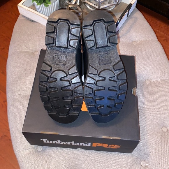 Timberland PRO Men's Black Boots - Picture 5 of 9